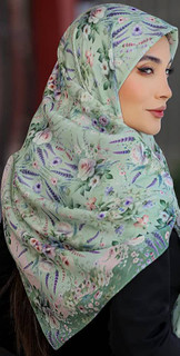 روسری زنانه طرح دار نخی و سبک