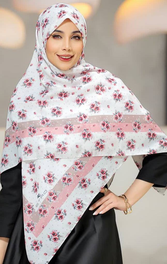 روسری زنانه طرح دار نخی و سبک