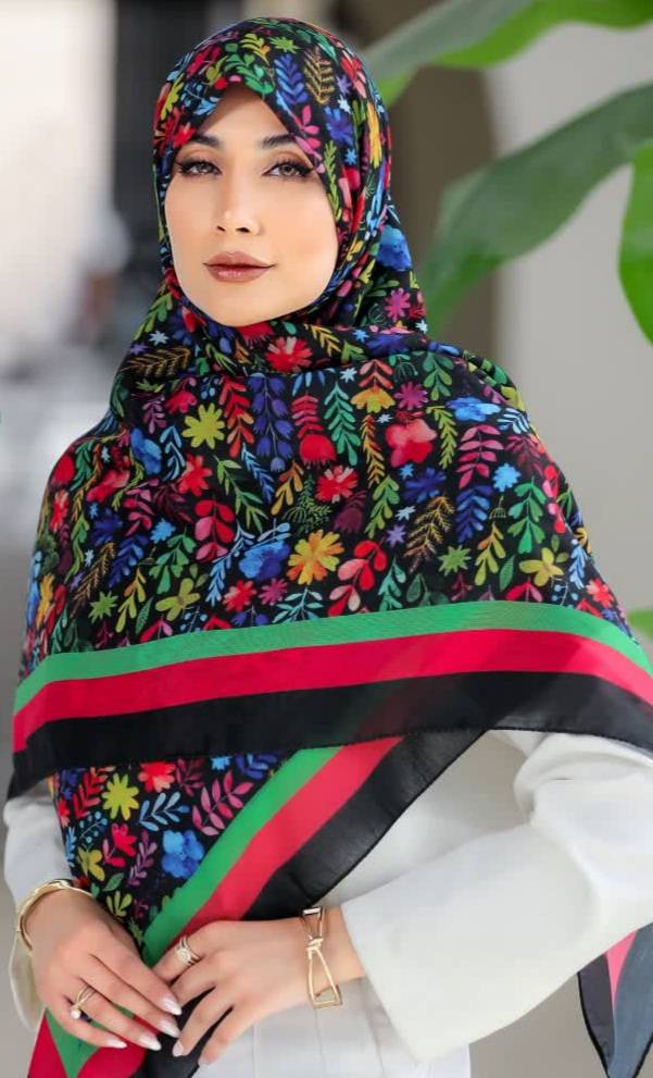 روسری زنانه طرح دار نخی و سبک