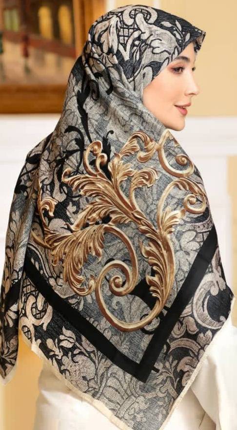 روسری زنانه طرح دار نخی و سبک